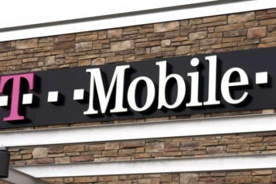 T-Mobile, Sprint ready board committees to decide on merger: sources